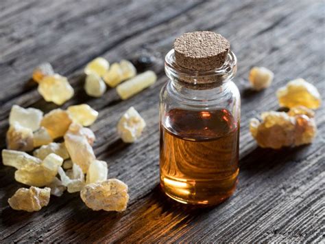 divezo|5 Benefits and Uses of Frankincense — and 6 Myths